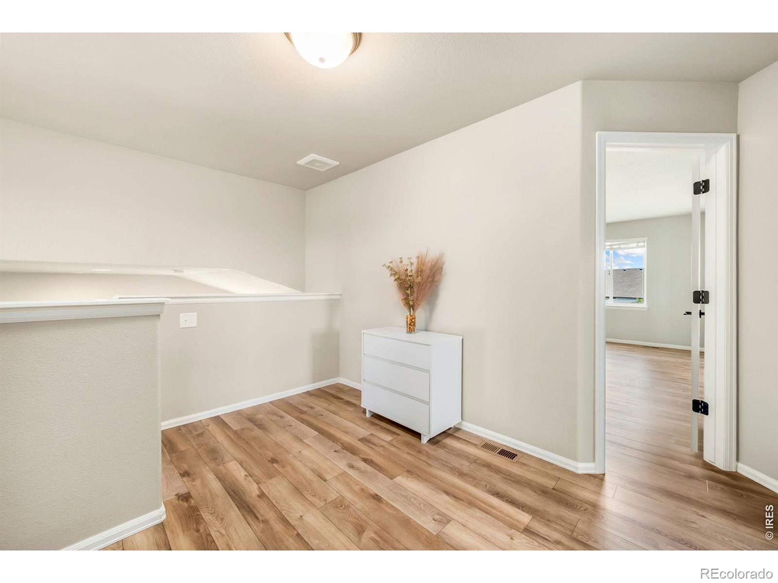 MLS Image #23 for 1043  highline court,loveland, Colorado