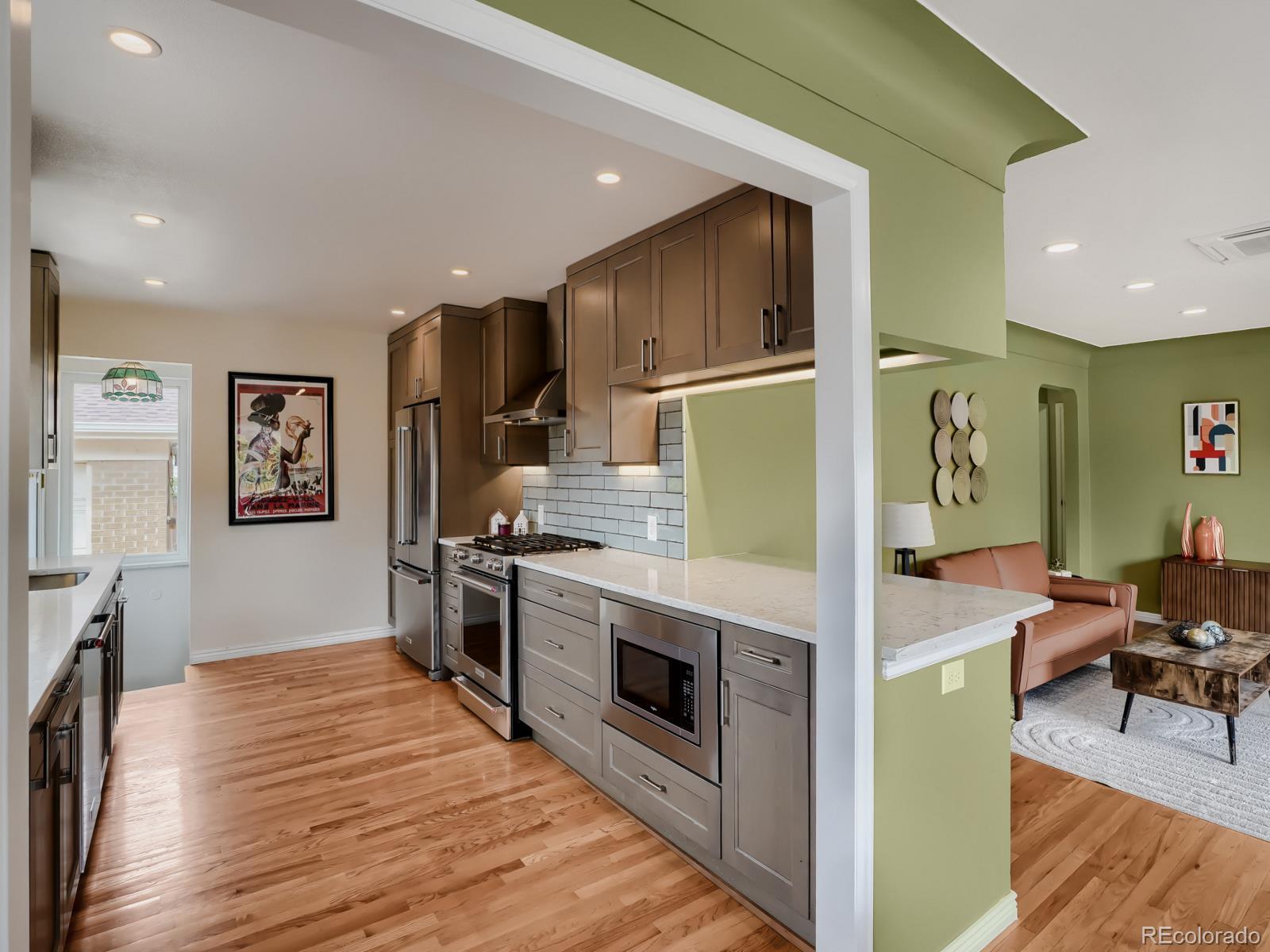 MLS Image #10 for 1009  kenton street,aurora, Colorado