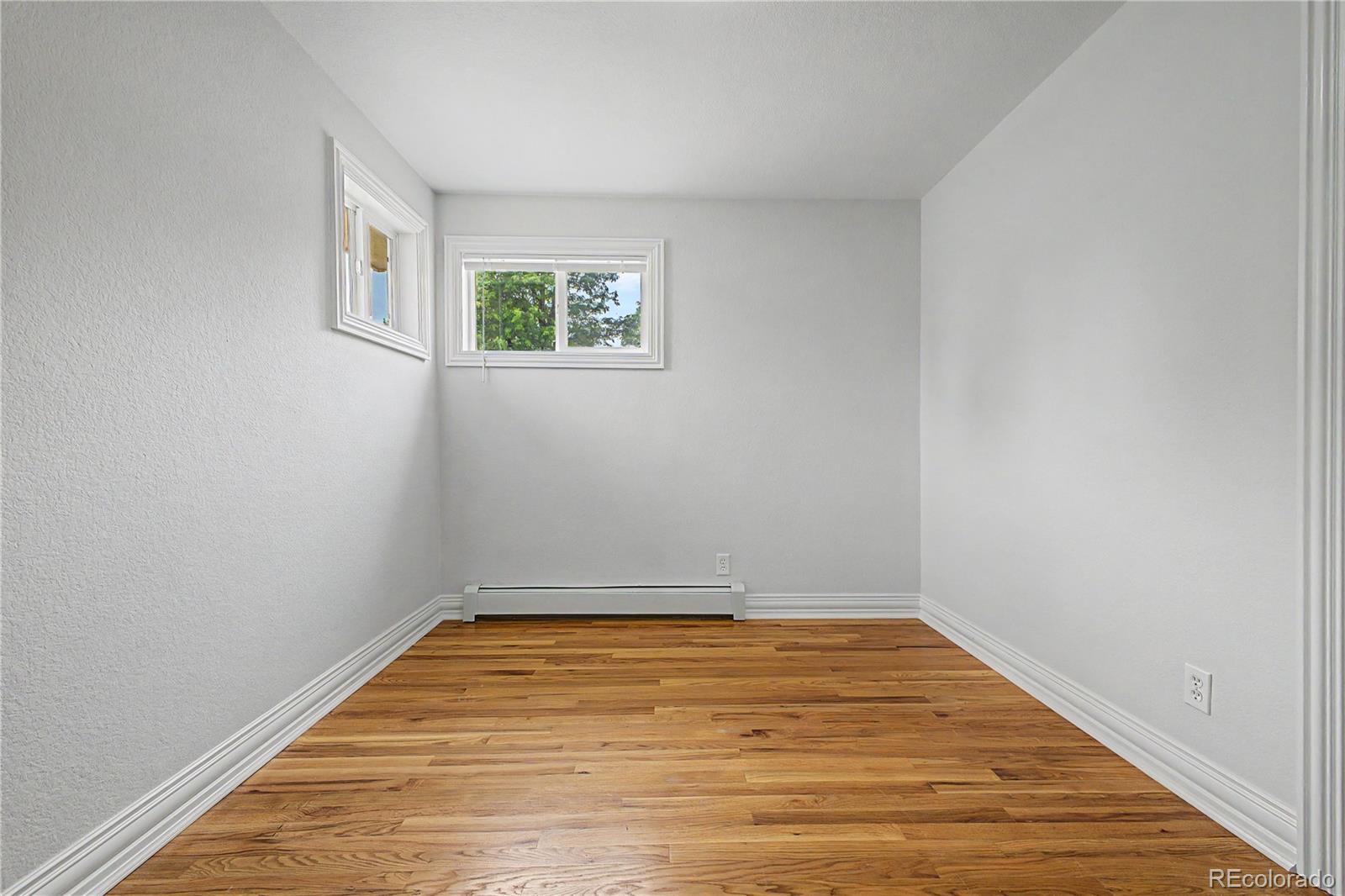 MLS Image #15 for 328  troy street,aurora, Colorado