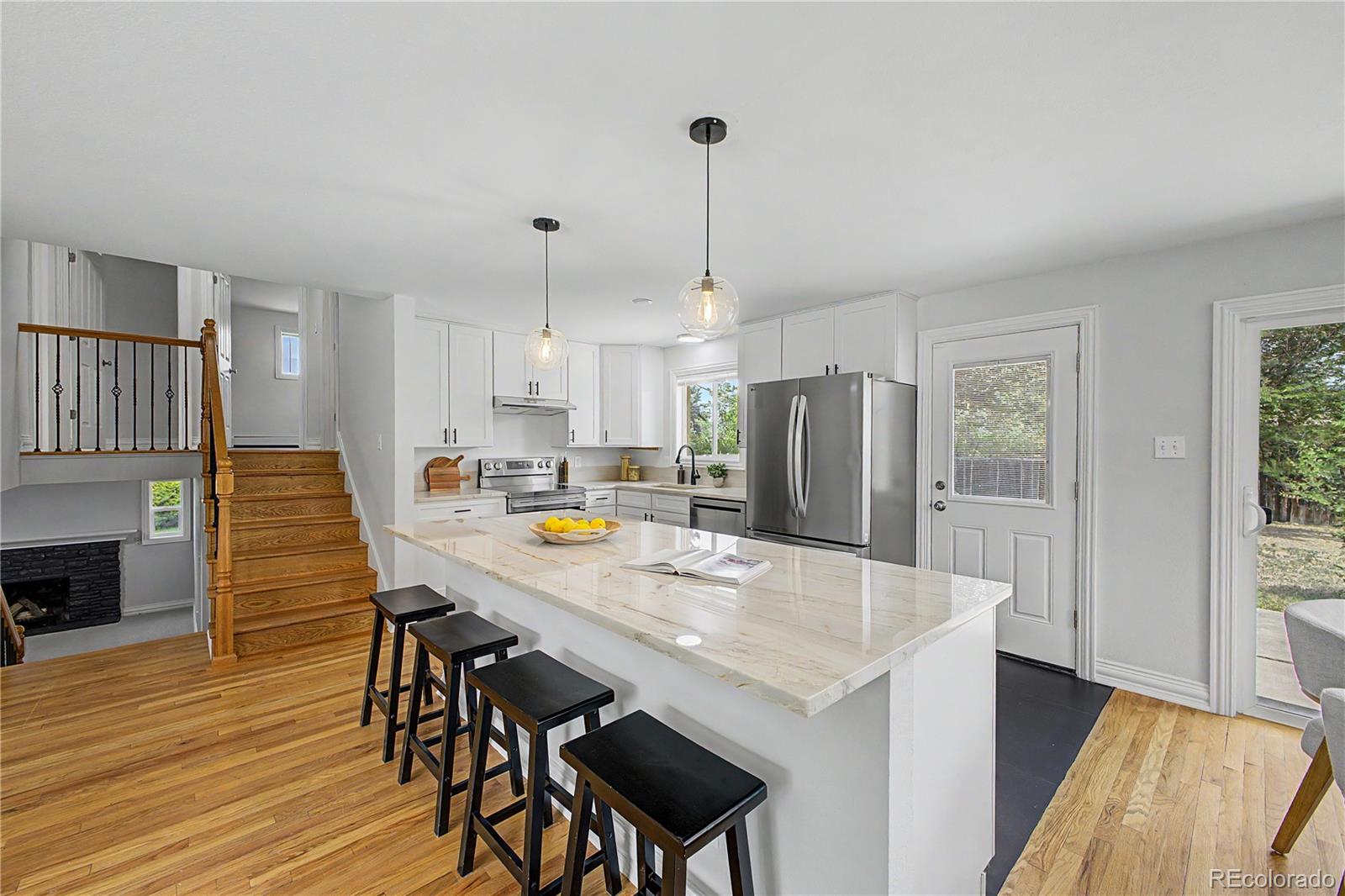 MLS Image #5 for 328  troy street,aurora, Colorado