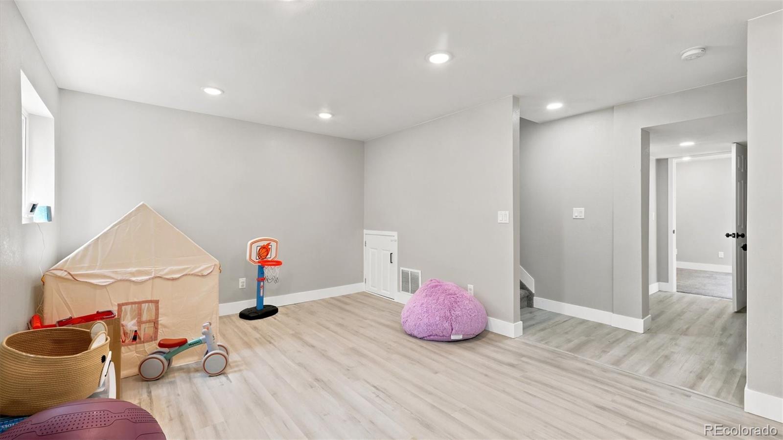 MLS Image #33 for 4905  balsam street,colorado springs, Colorado