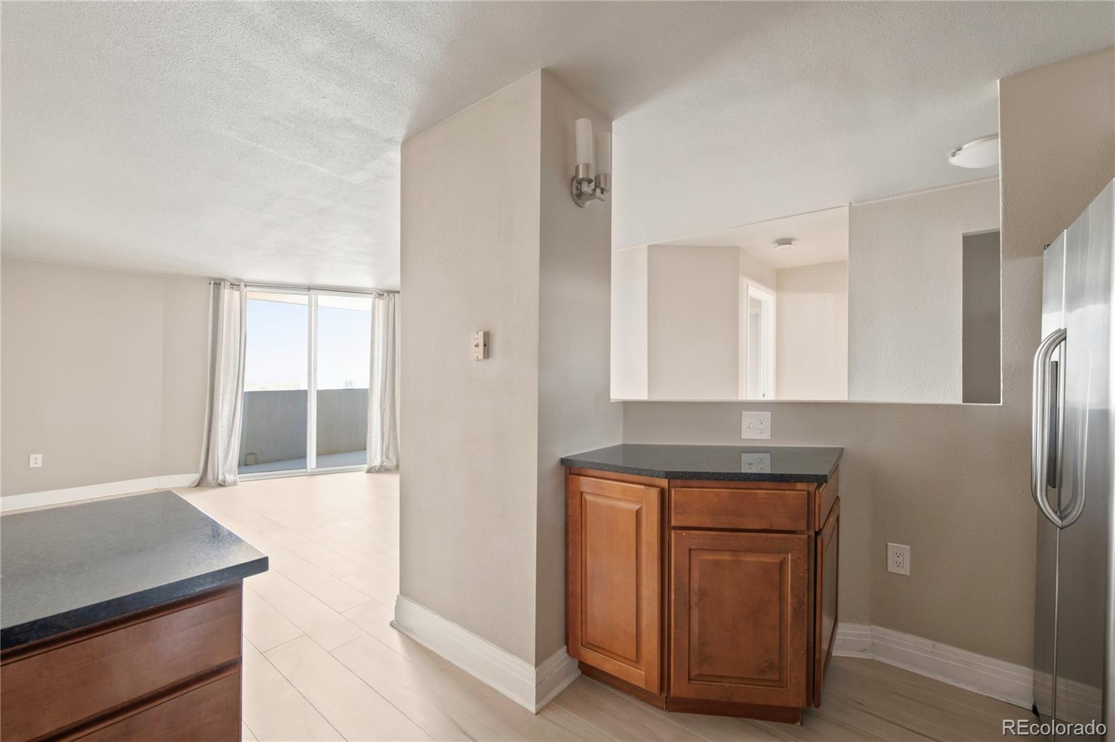 MLS Image #10 for 601 w 11th avenue,denver, Colorado