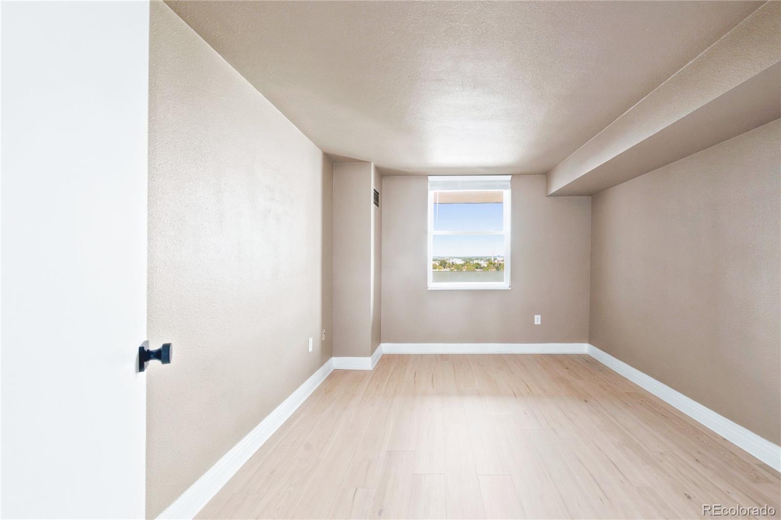 MLS Image #12 for 601 w 11th avenue,denver, Colorado