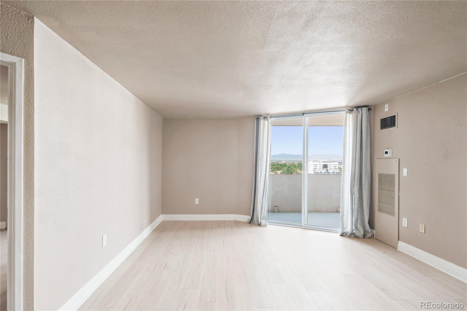 MLS Image #4 for 601 w 11th avenue,denver, Colorado