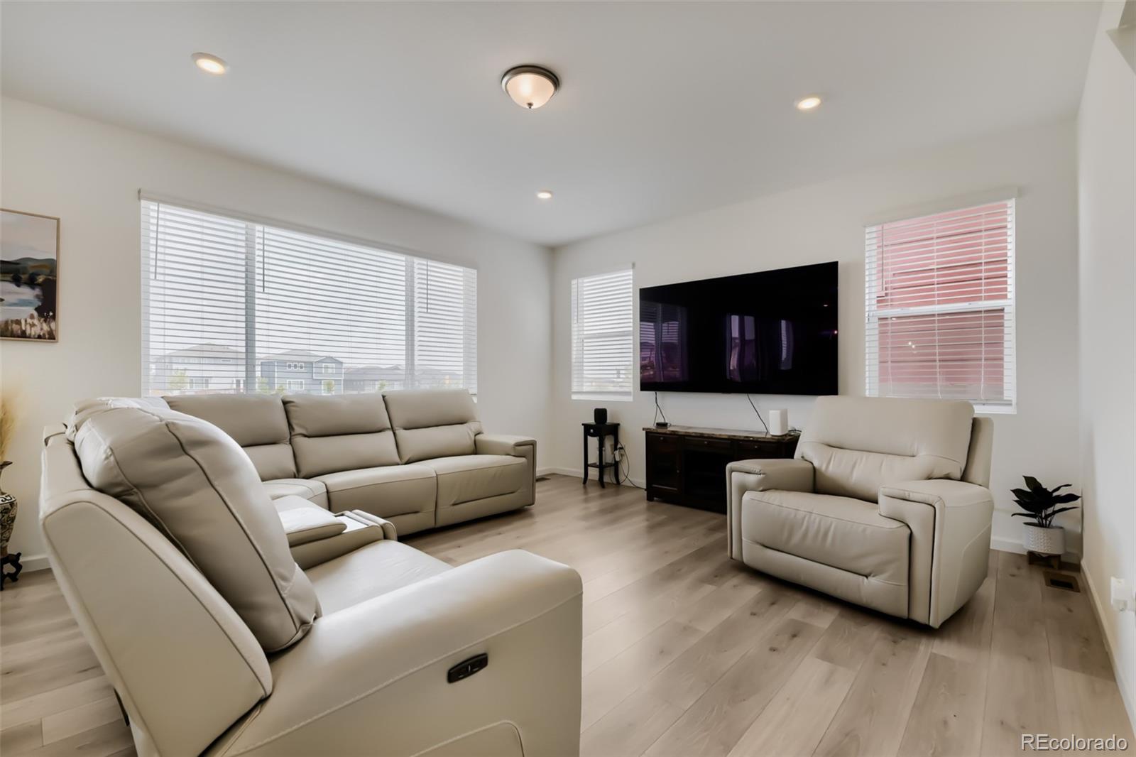 MLS Image #6 for 846  sawdust drive,brighton, Colorado