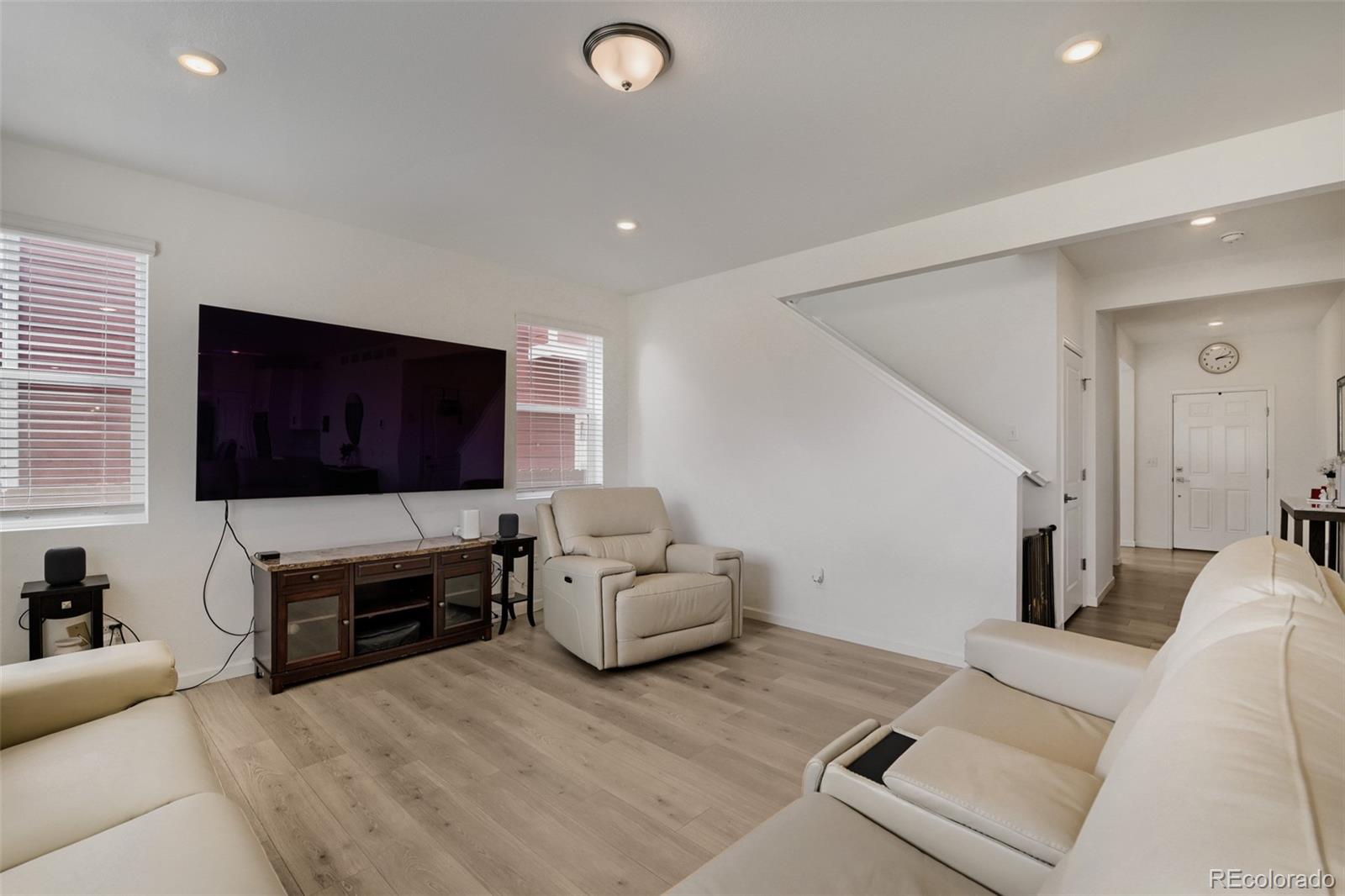 MLS Image #7 for 846  sawdust drive,brighton, Colorado