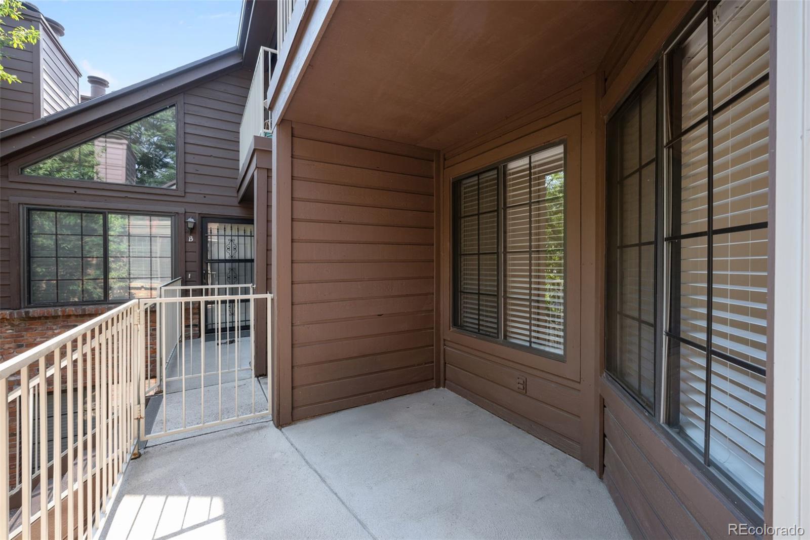 MLS Image #3 for 830 s vance street,denver, Colorado
