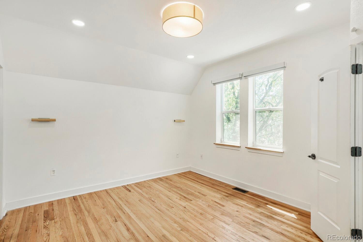 MLS Image #13 for 2536 n vine street,denver, Colorado