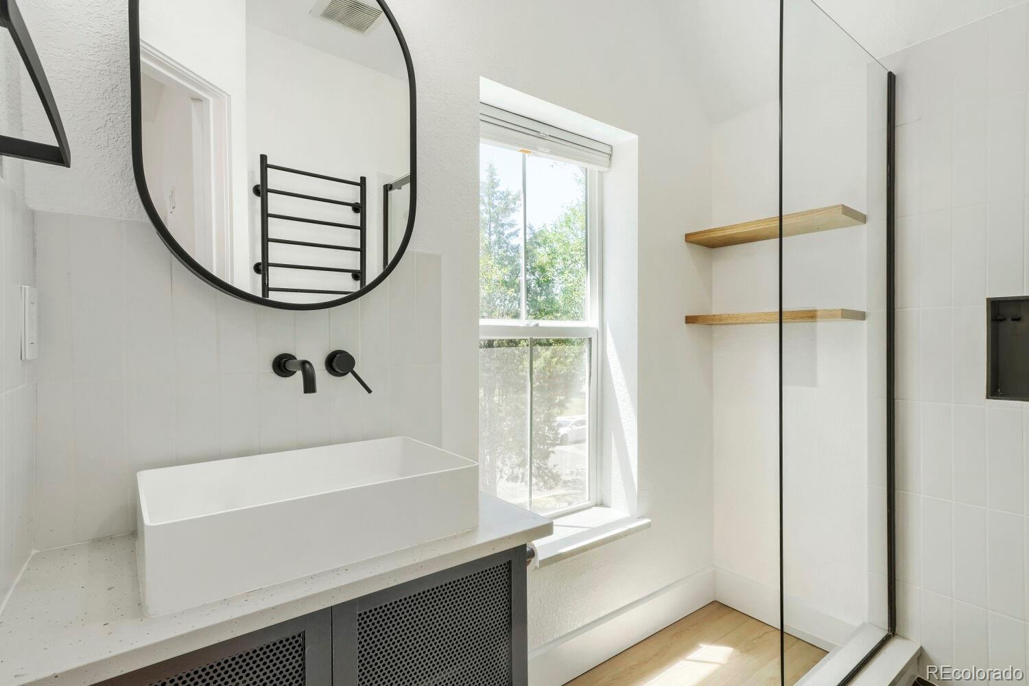 MLS Image #19 for 2536 n vine street,denver, Colorado