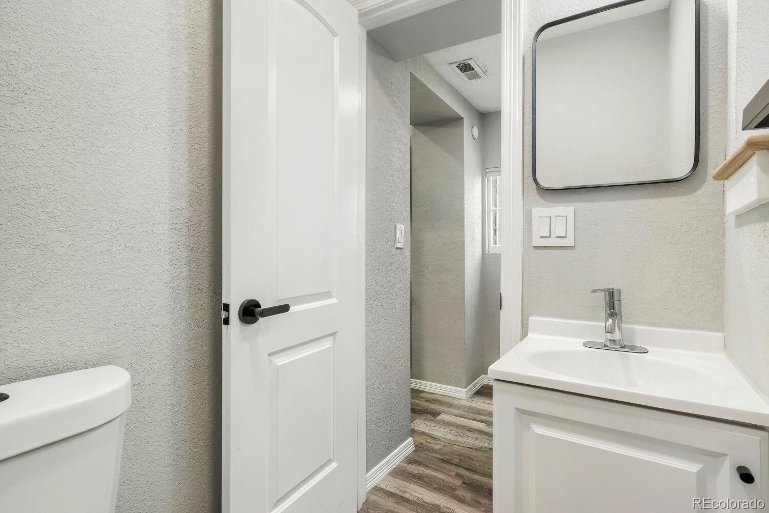 MLS Image #22 for 2536 n vine street,denver, Colorado