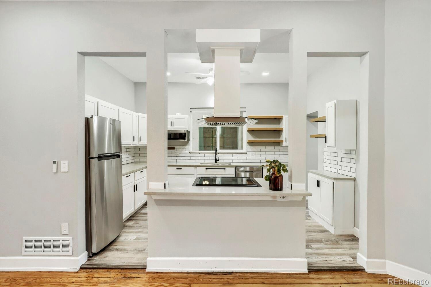 MLS Image #8 for 2536 n vine street,denver, Colorado