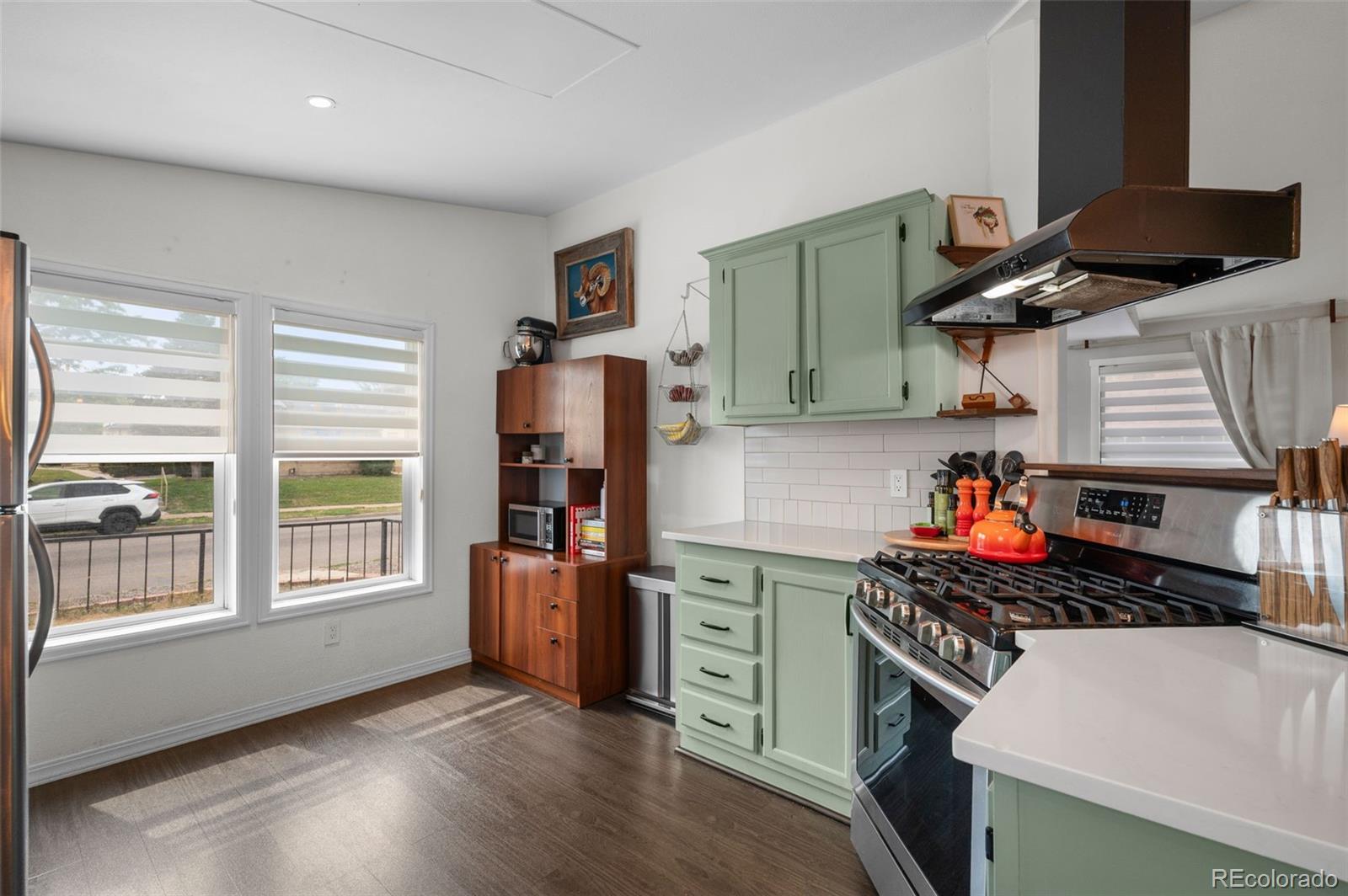 MLS Image #10 for 1436  knox court,denver, Colorado