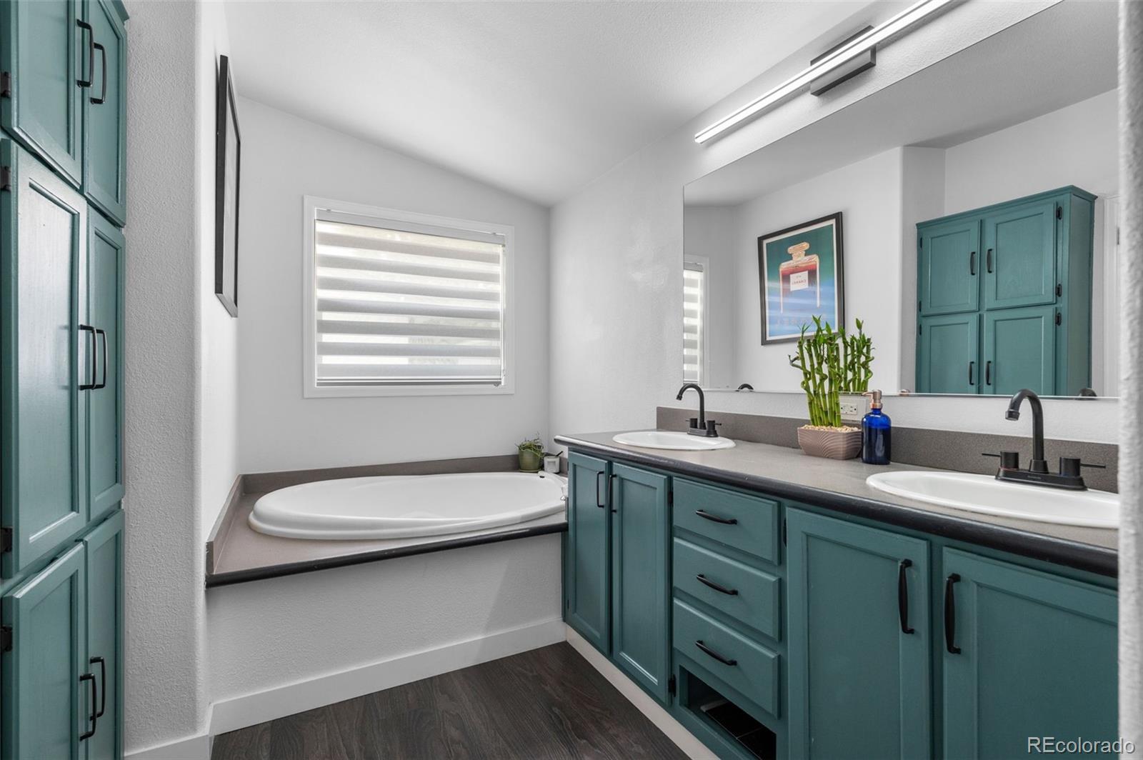 MLS Image #24 for 1436  knox court,denver, Colorado