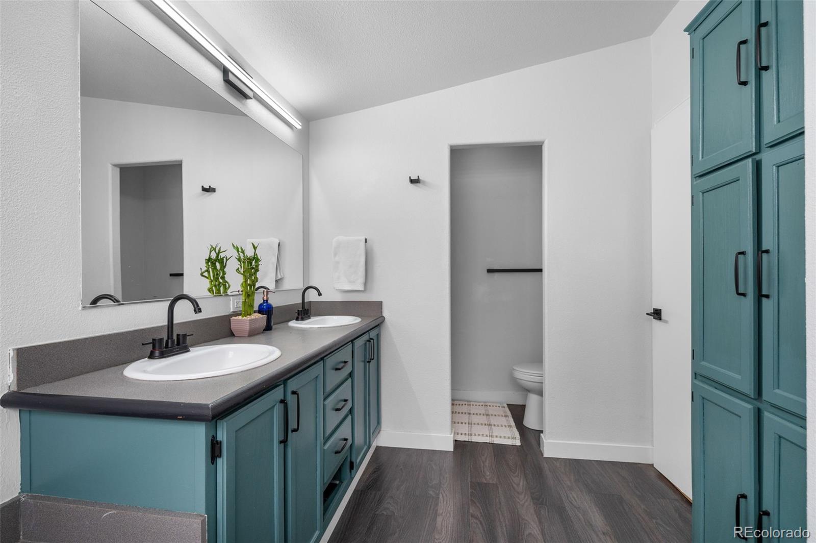 MLS Image #25 for 1436  knox court,denver, Colorado