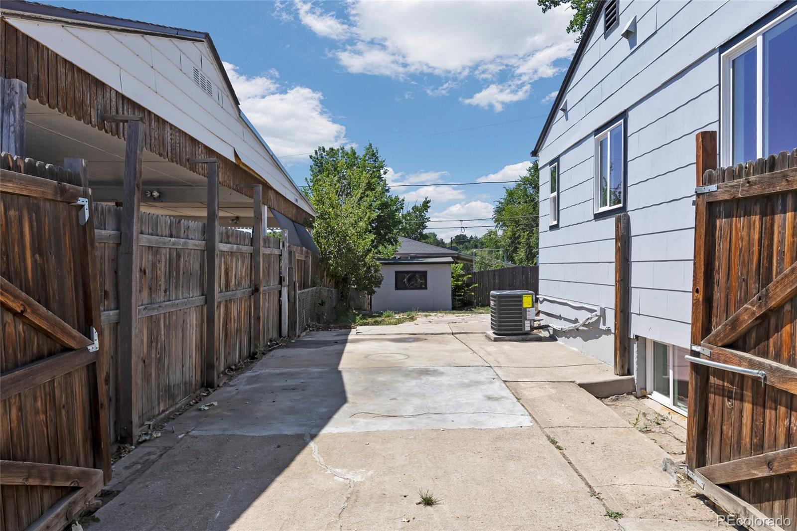 MLS Image #6 for 1880 w arkansas avenue,denver, Colorado