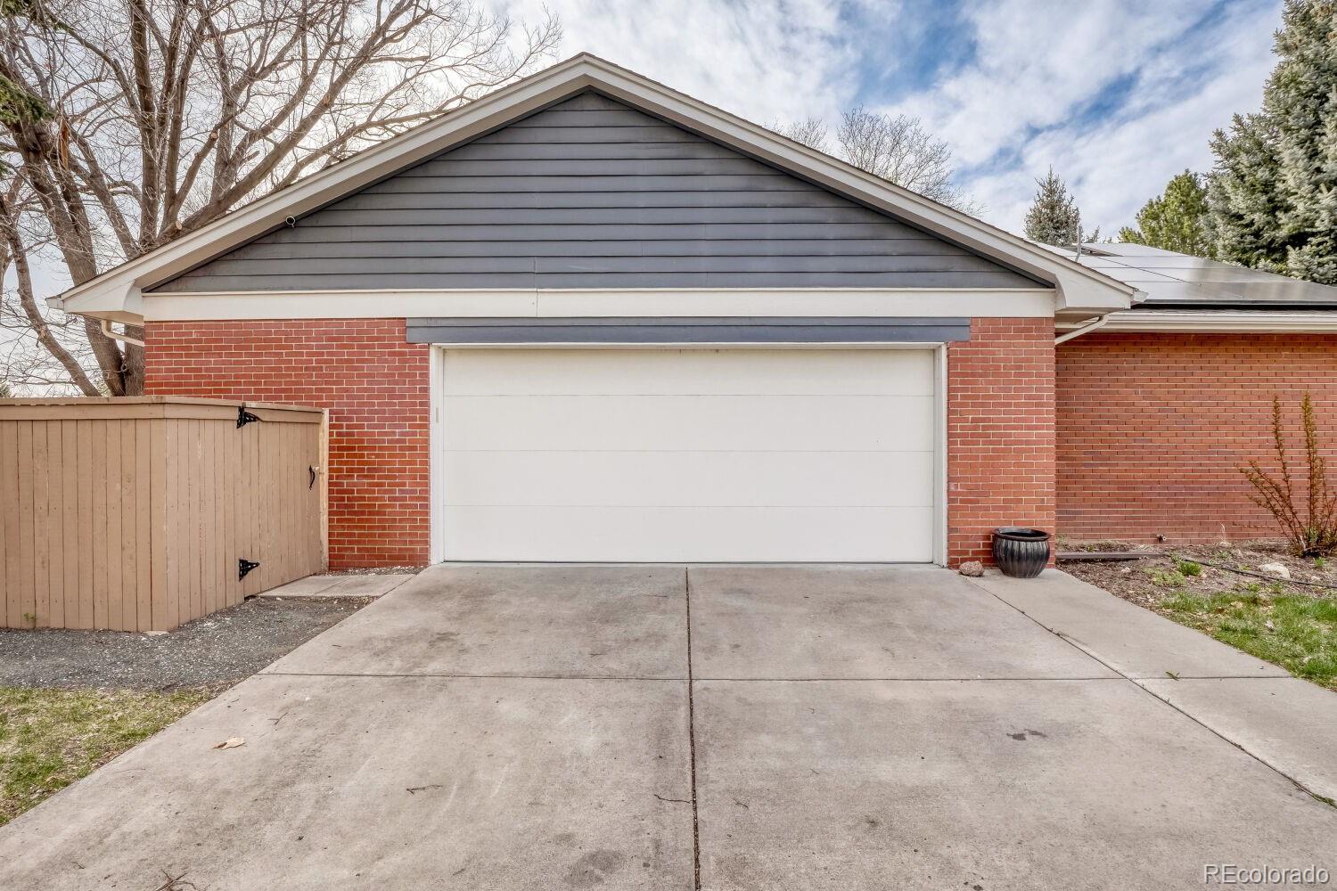 MLS Image #42 for 2600 e eldorado place,denver, Colorado
