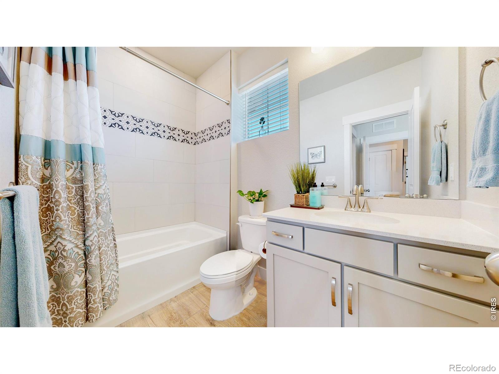 MLS Image #20 for 4132  trapper lake drive,loveland, Colorado