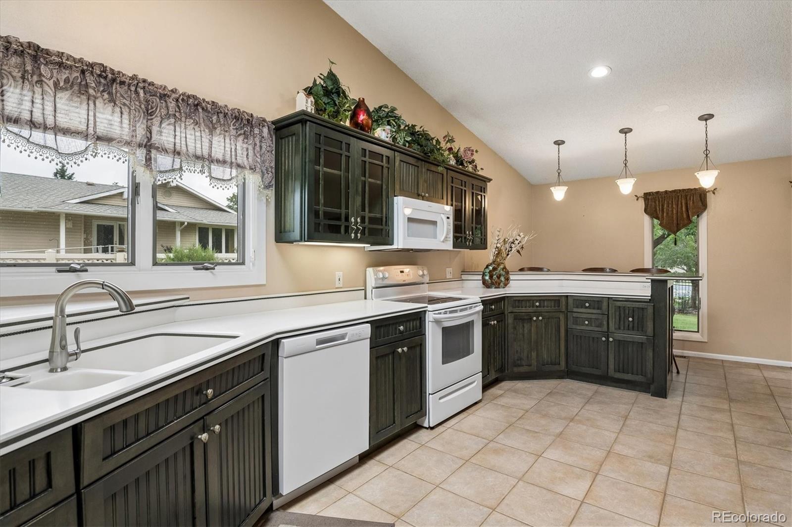MLS Image #10 for 8  walter way,broomfield, Colorado
