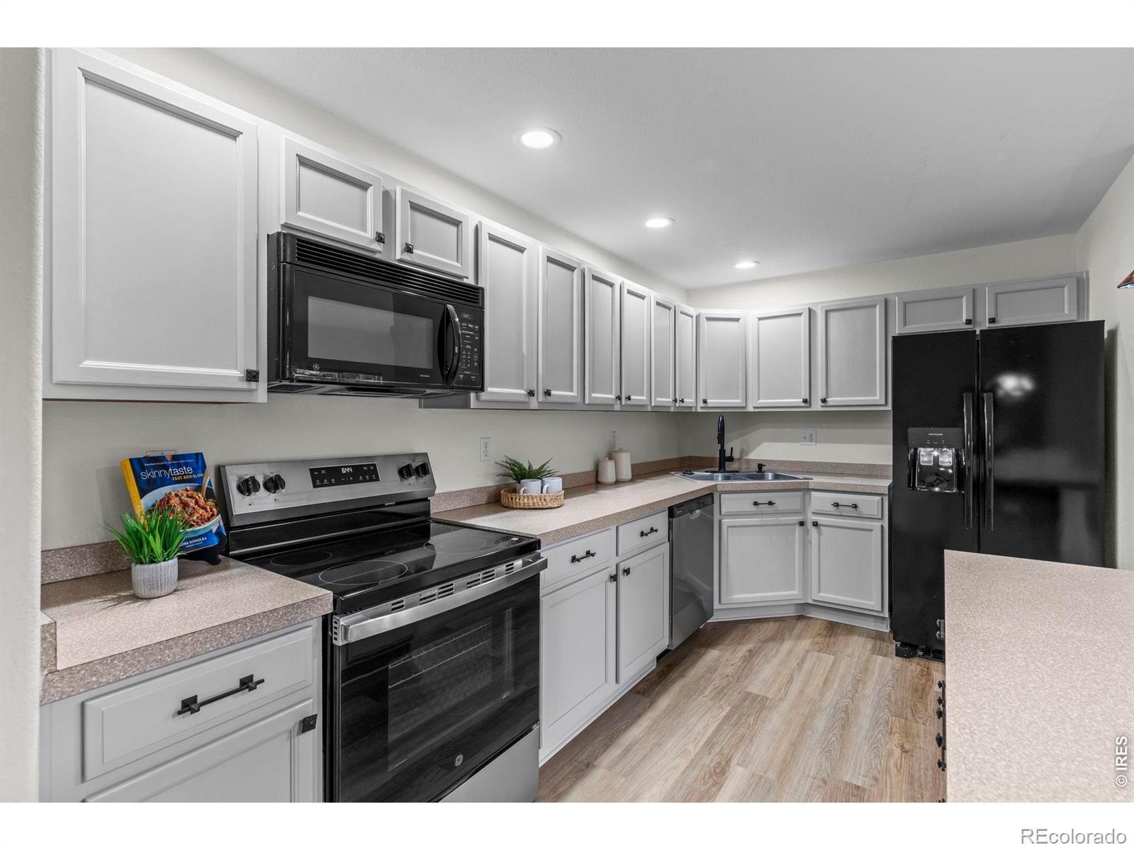 MLS Image #6 for 2125  calais drive,longmont, Colorado