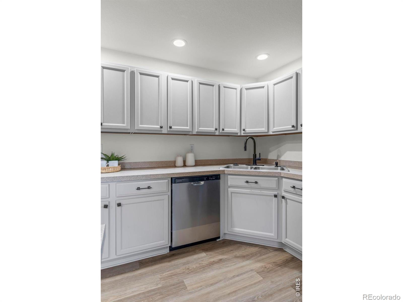 MLS Image #7 for 2125  calais drive,longmont, Colorado
