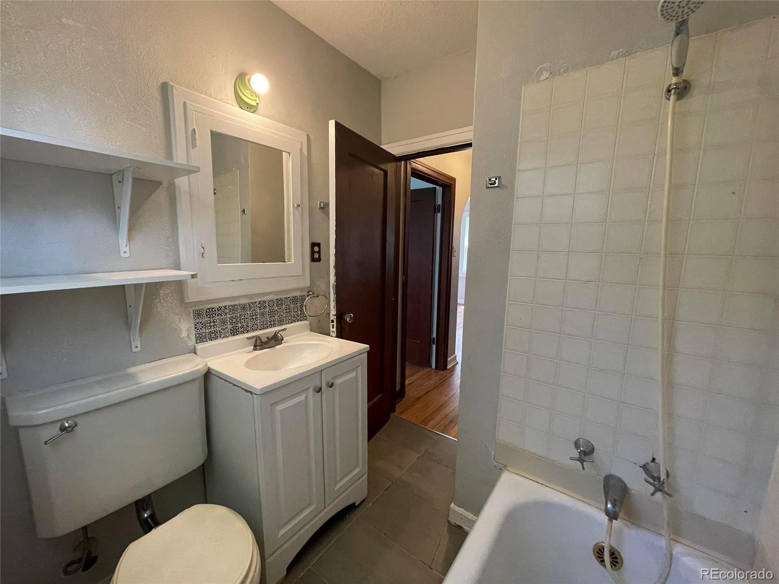MLS Image #17 for 1545-55 n sheridan boulevard,denver, Colorado