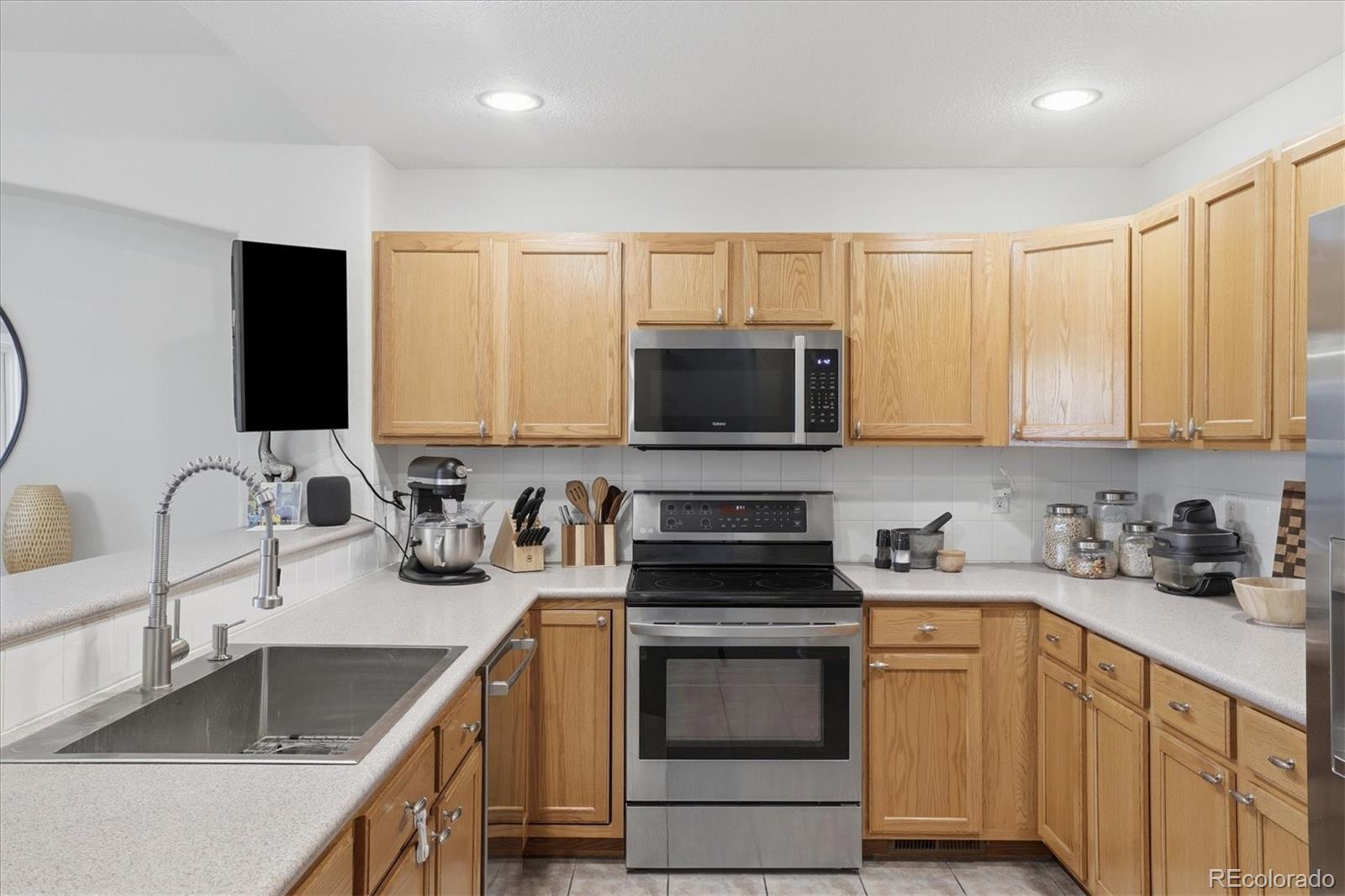MLS Image #11 for 6607 s forest way,centennial, Colorado