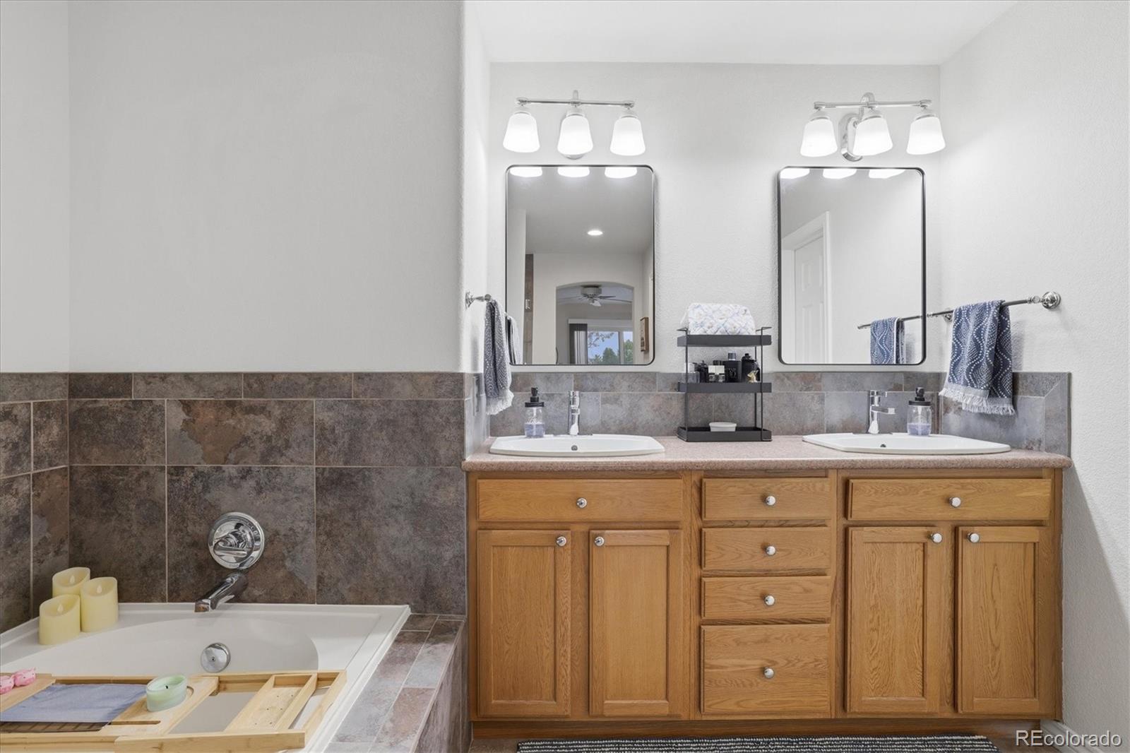 MLS Image #19 for 6607 s forest way,centennial, Colorado