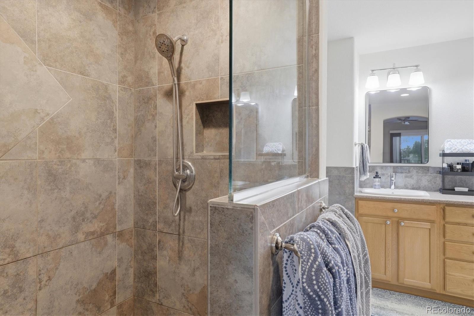 MLS Image #24 for 6607 s forest way,centennial, Colorado