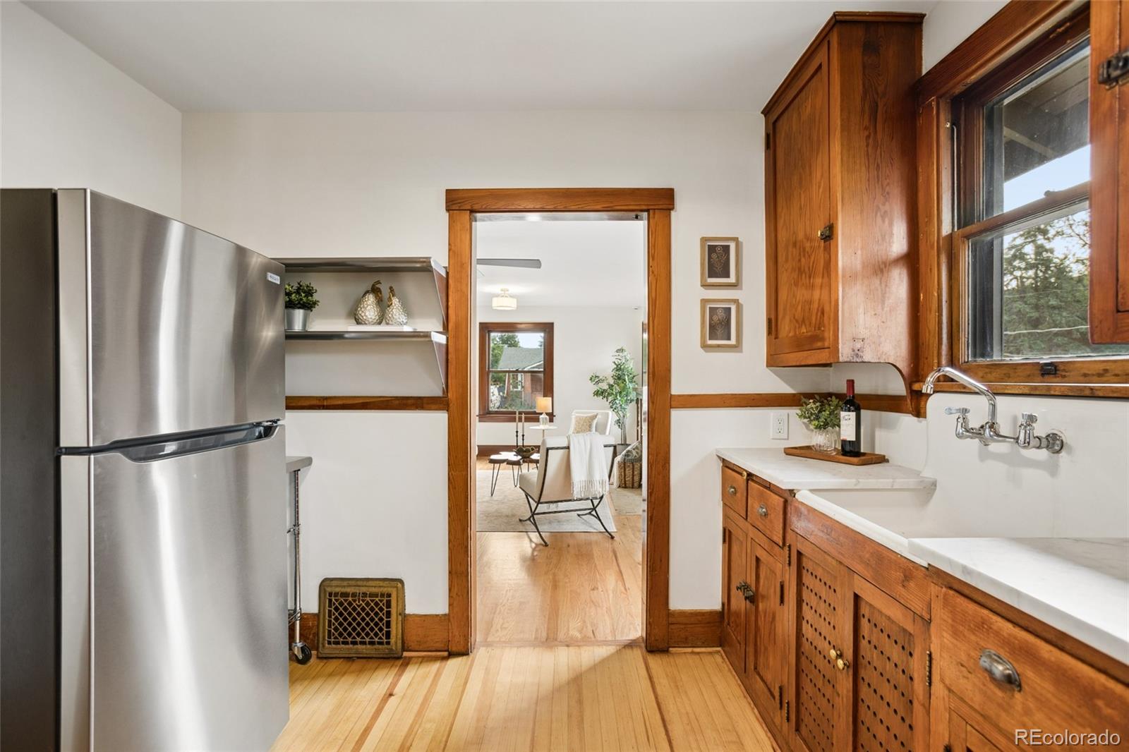 MLS Image #16 for 2293 s bannock street,denver, Colorado