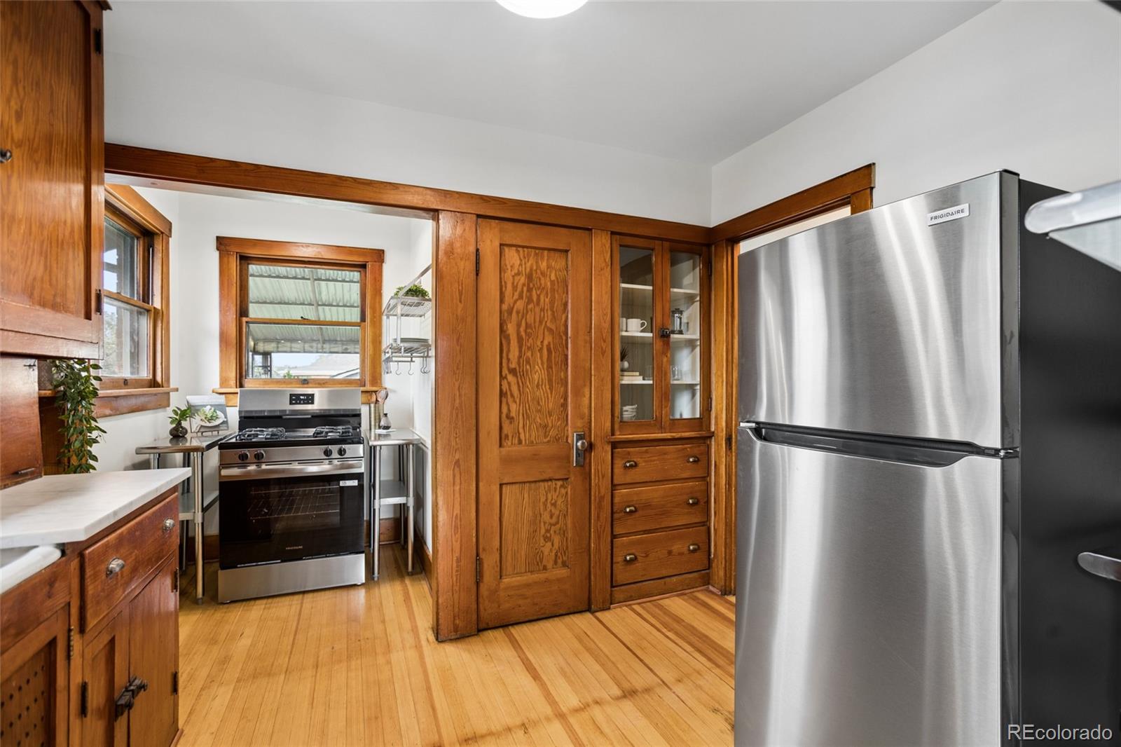 MLS Image #19 for 2293 s bannock street,denver, Colorado