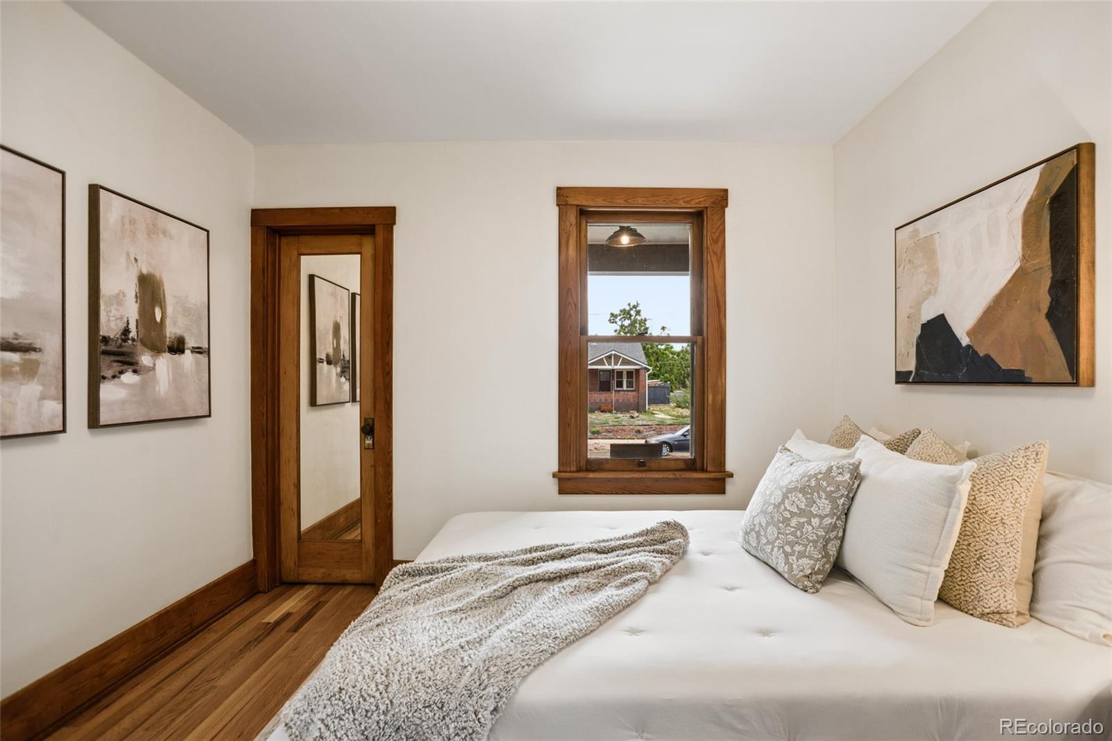MLS Image #22 for 2293 s bannock street,denver, Colorado