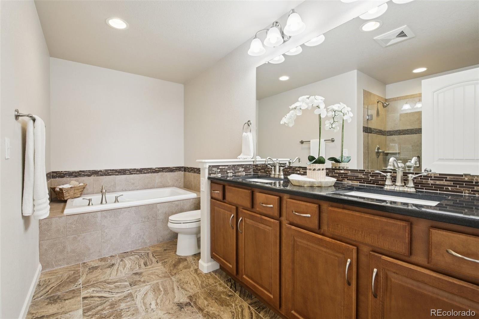 MLS Image #17 for 15632 w wesley avenue,denver, Colorado