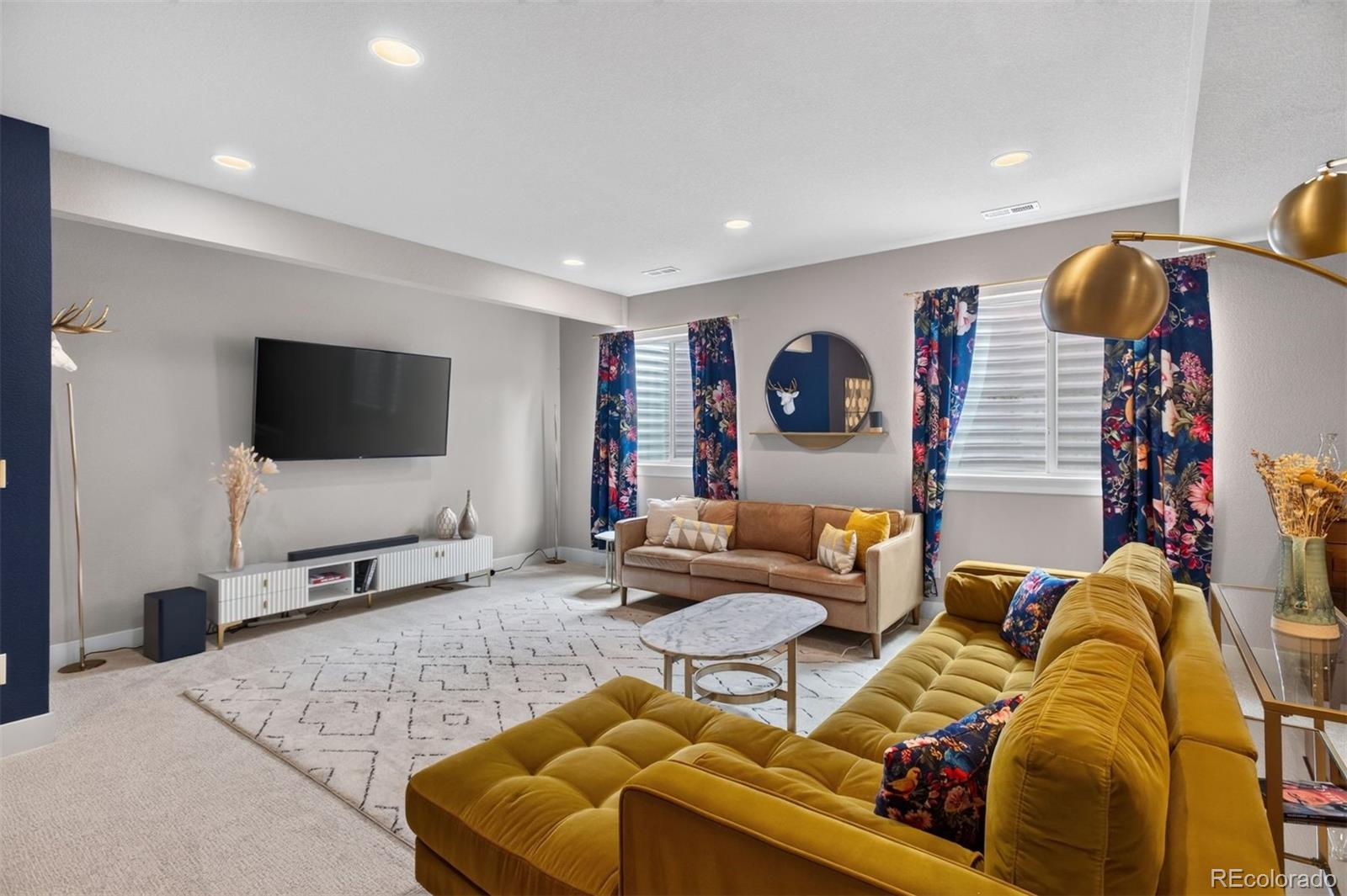 MLS Image #32 for 8775 e 55th avenue,denver, Colorado