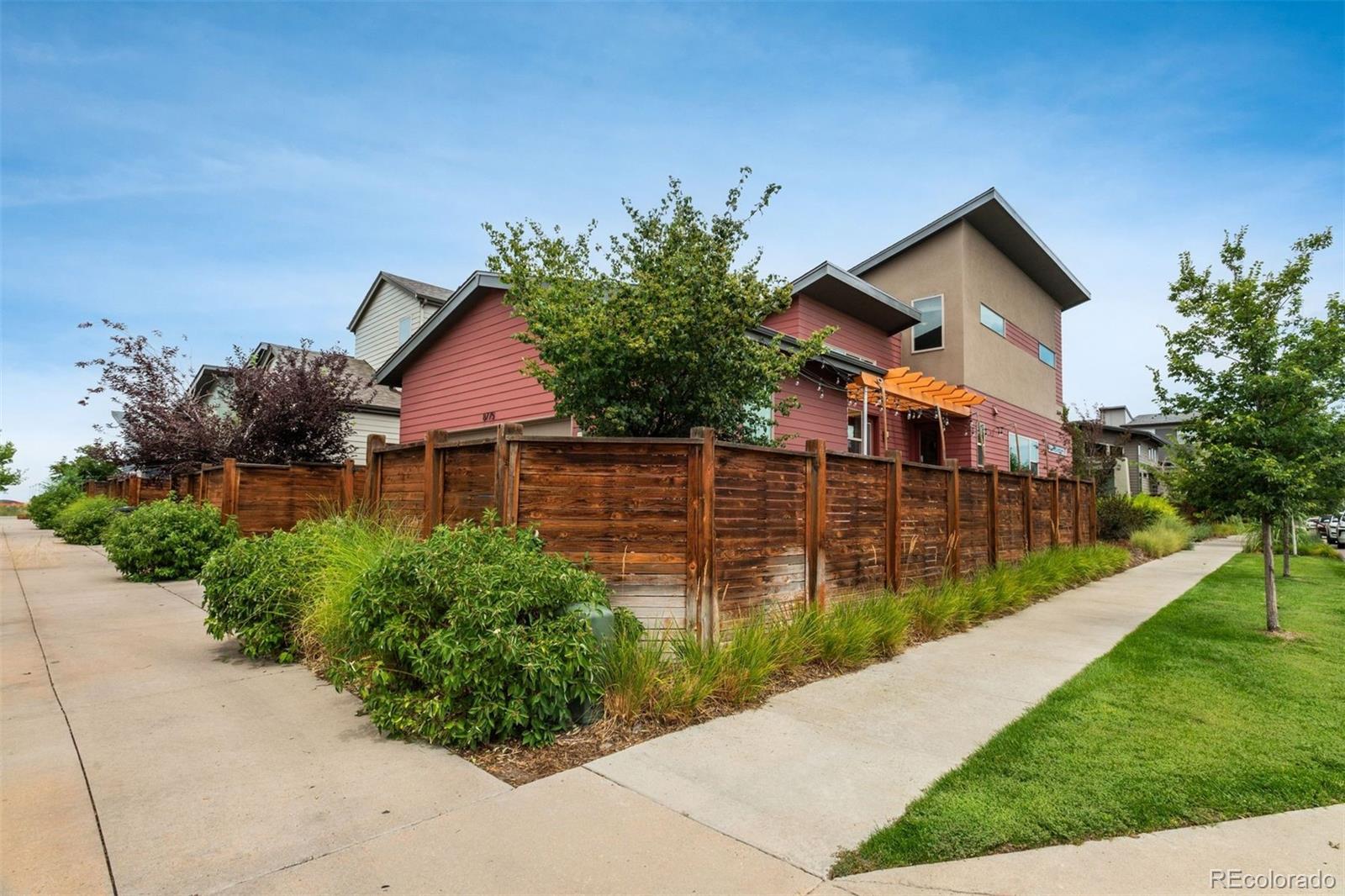 MLS Image #39 for 8775 e 55th avenue,denver, Colorado
