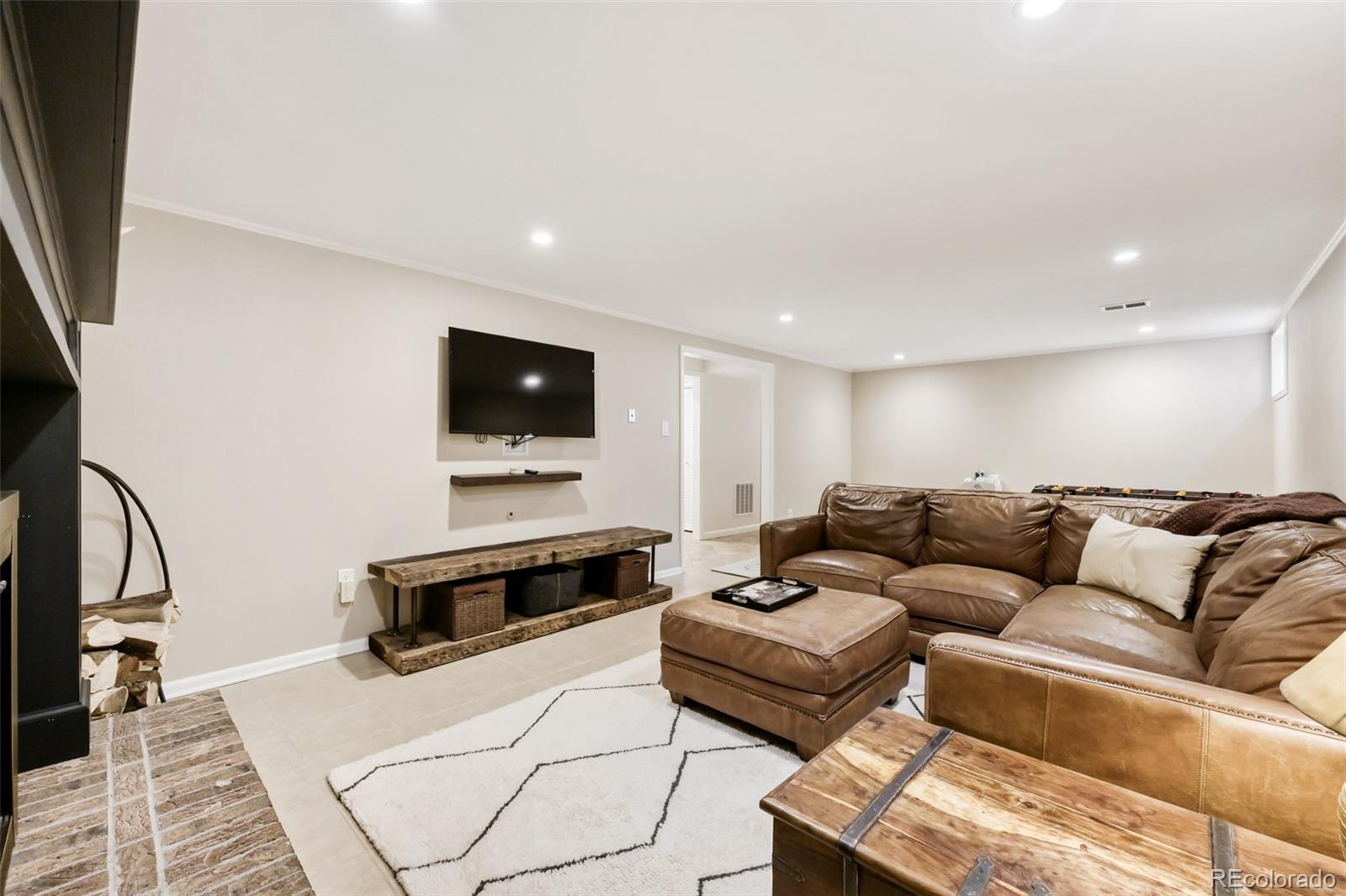 MLS Image #14 for 1426 s van dyke way,denver, Colorado