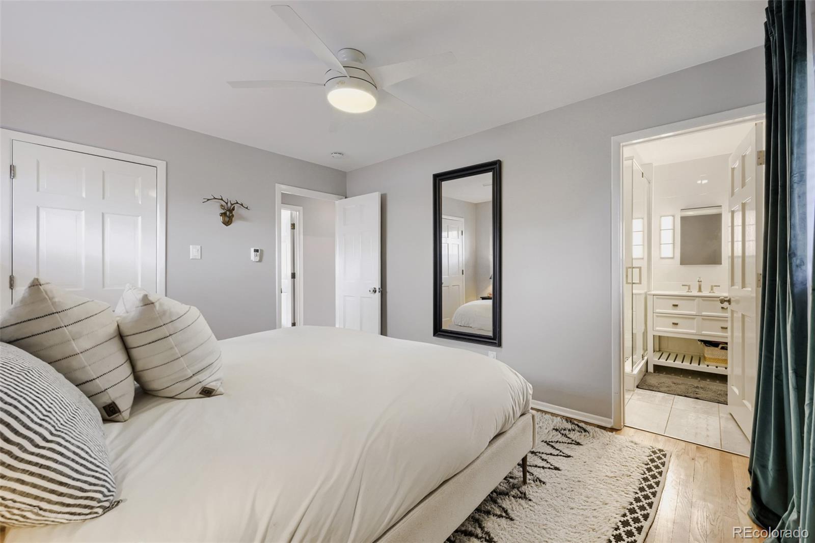 MLS Image #16 for 1426 s van dyke way,denver, Colorado