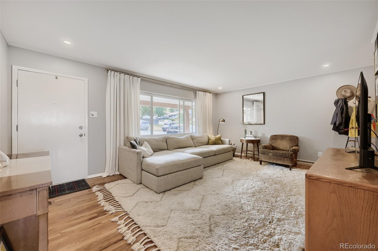 MLS Image #4 for 1426 s van dyke way,denver, Colorado
