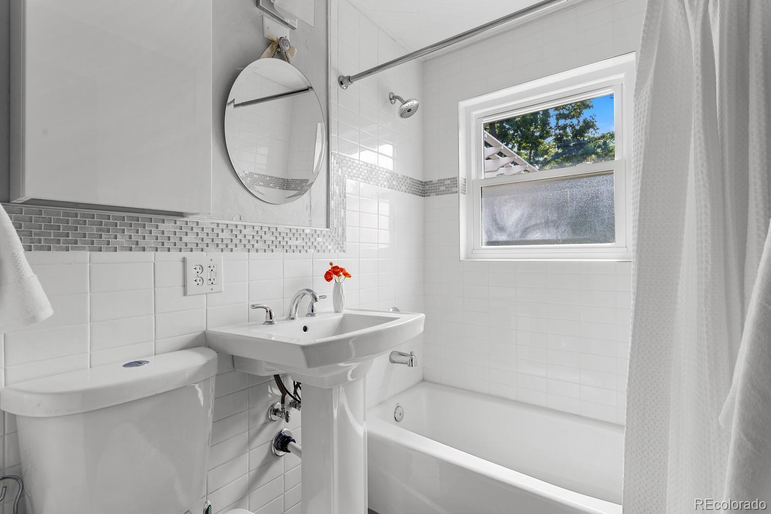 MLS Image #21 for 2975 s marion street,englewood, Colorado