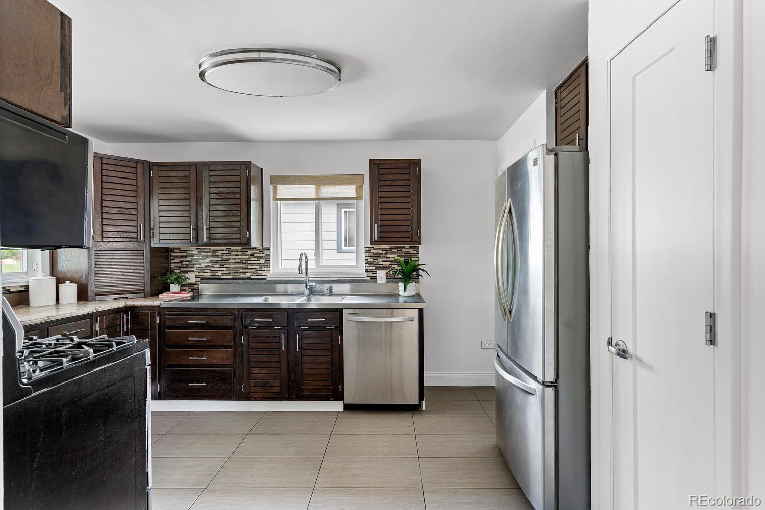 MLS Image #9 for 2975 s marion street,englewood, Colorado