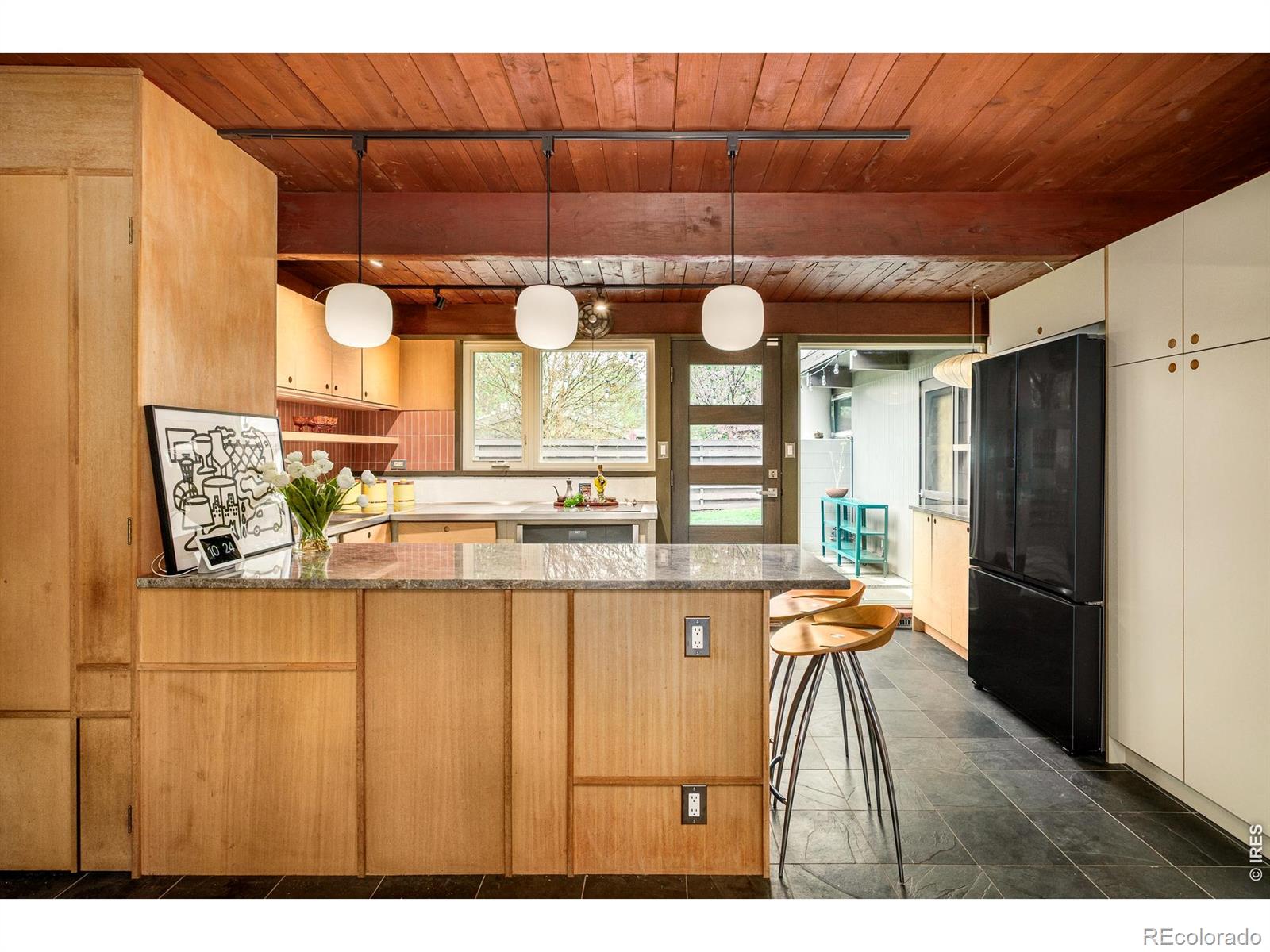 MLS Image #8 for 1431 e dartmouth avenue,englewood, Colorado