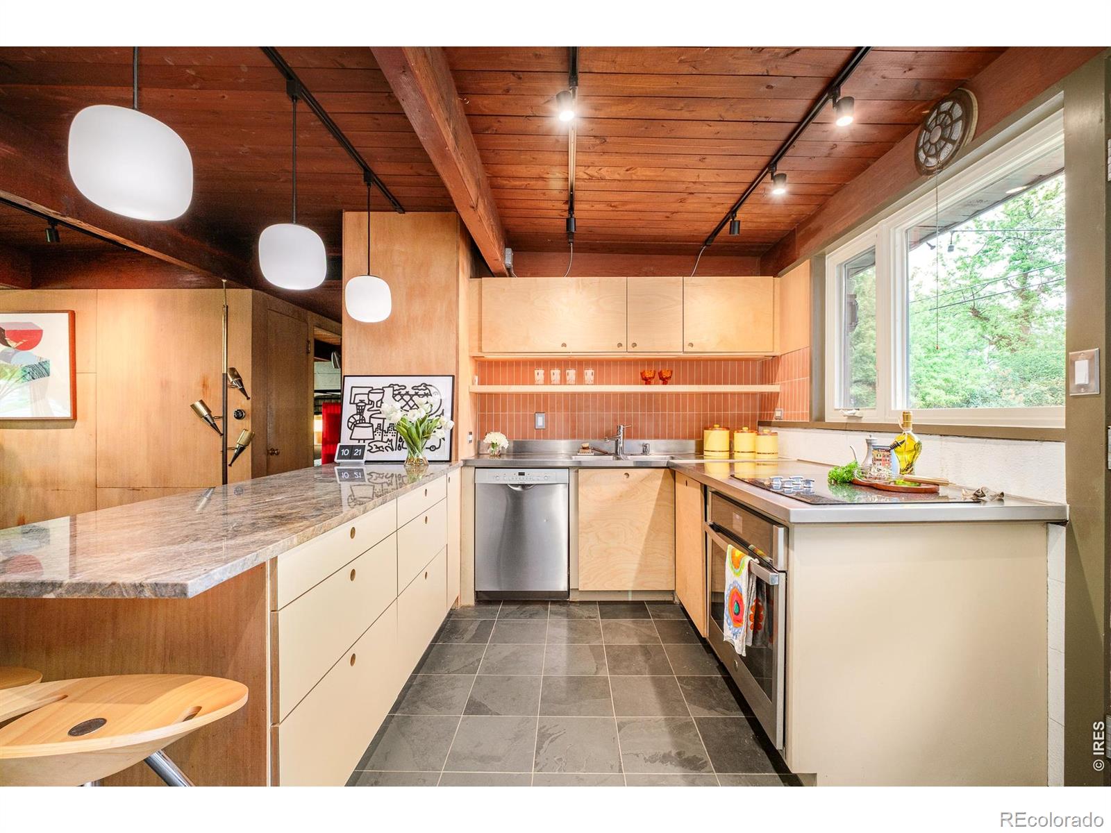 MLS Image #9 for 1431 e dartmouth avenue,englewood, Colorado