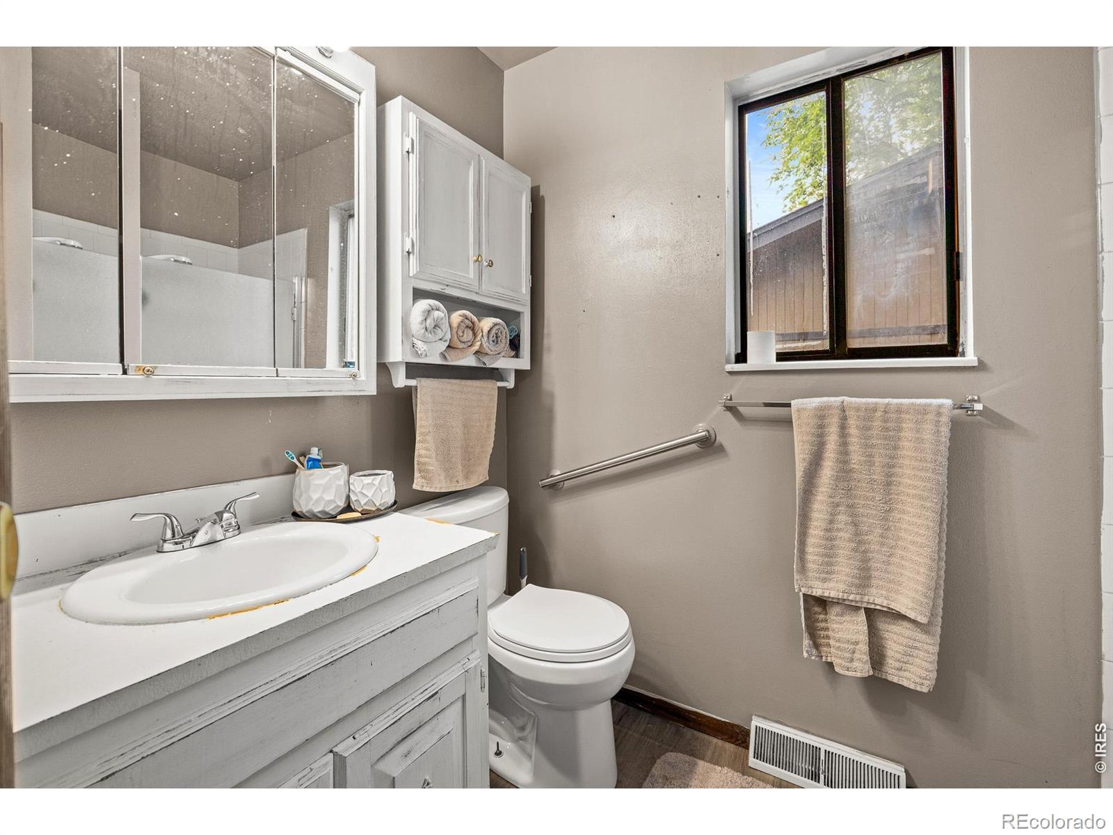 MLS Image #11 for 616  41st avenue,greeley, Colorado