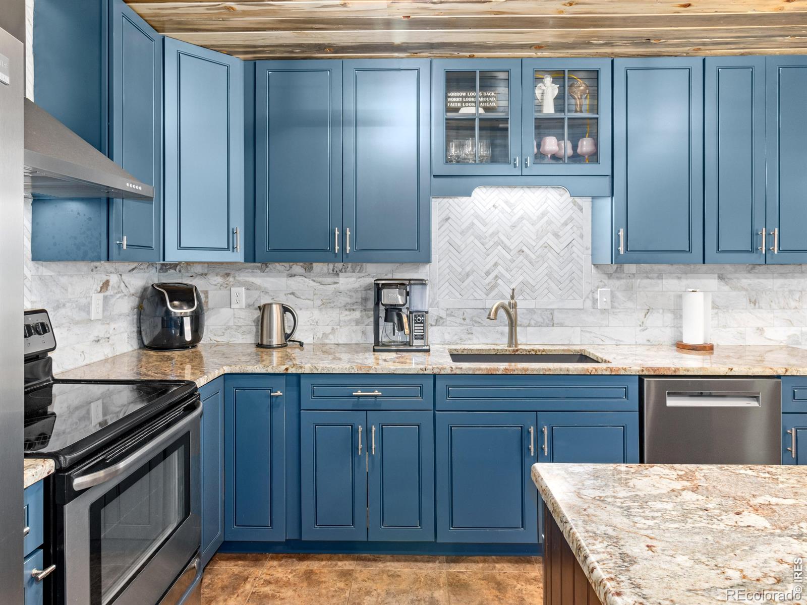MLS Image #14 for 1817  ranch circle,estes park, Colorado