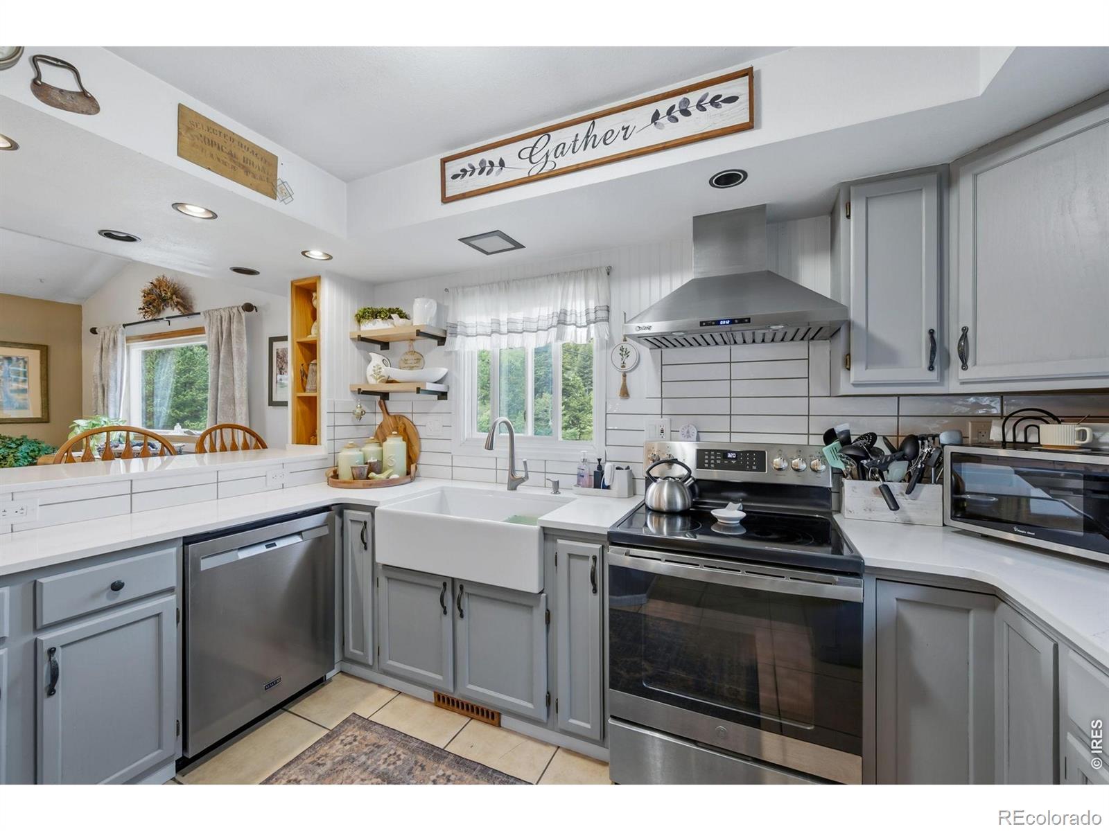 MLS Image #11 for 1154  spring valley road,bellvue, Colorado