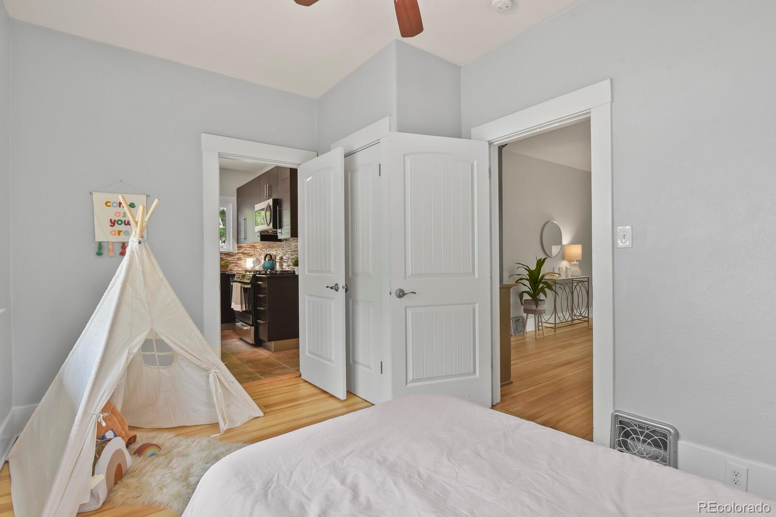 MLS Image #16 for 1315 e boulder street,colorado springs, Colorado