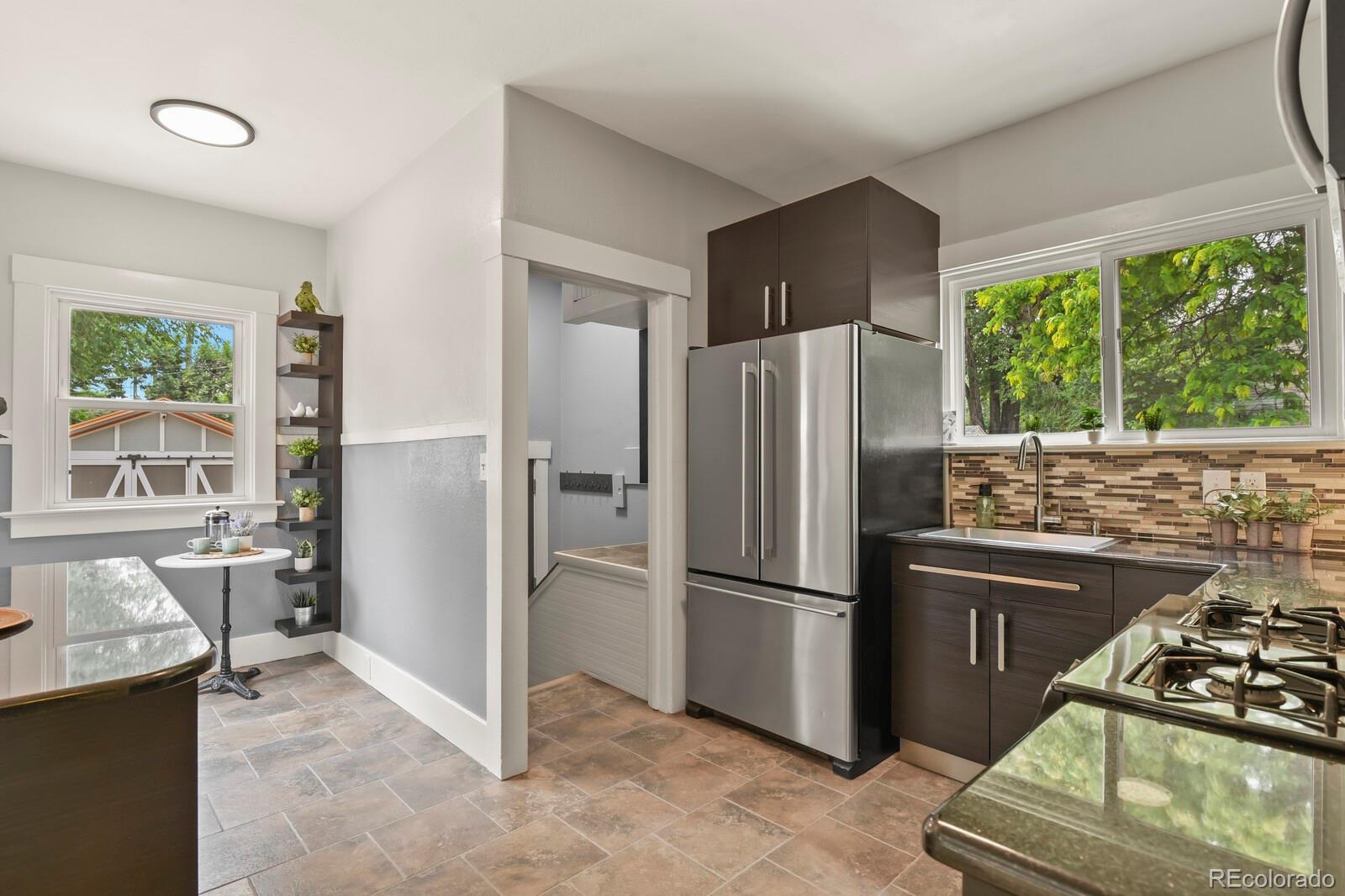 MLS Image #8 for 1315 e boulder street,colorado springs, Colorado