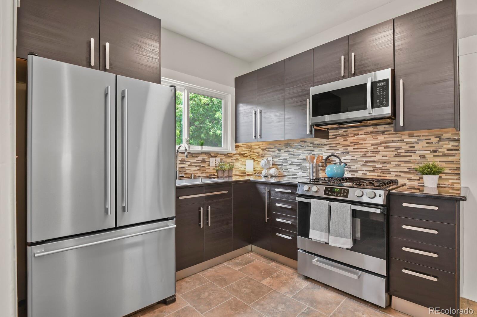 MLS Image #9 for 1315 e boulder street,colorado springs, Colorado