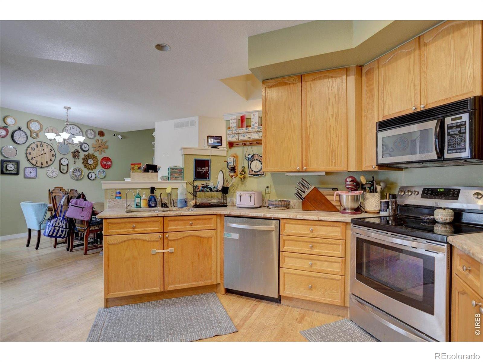 MLS Image #5 for 2550  winding river drive m2,broomfield, Colorado