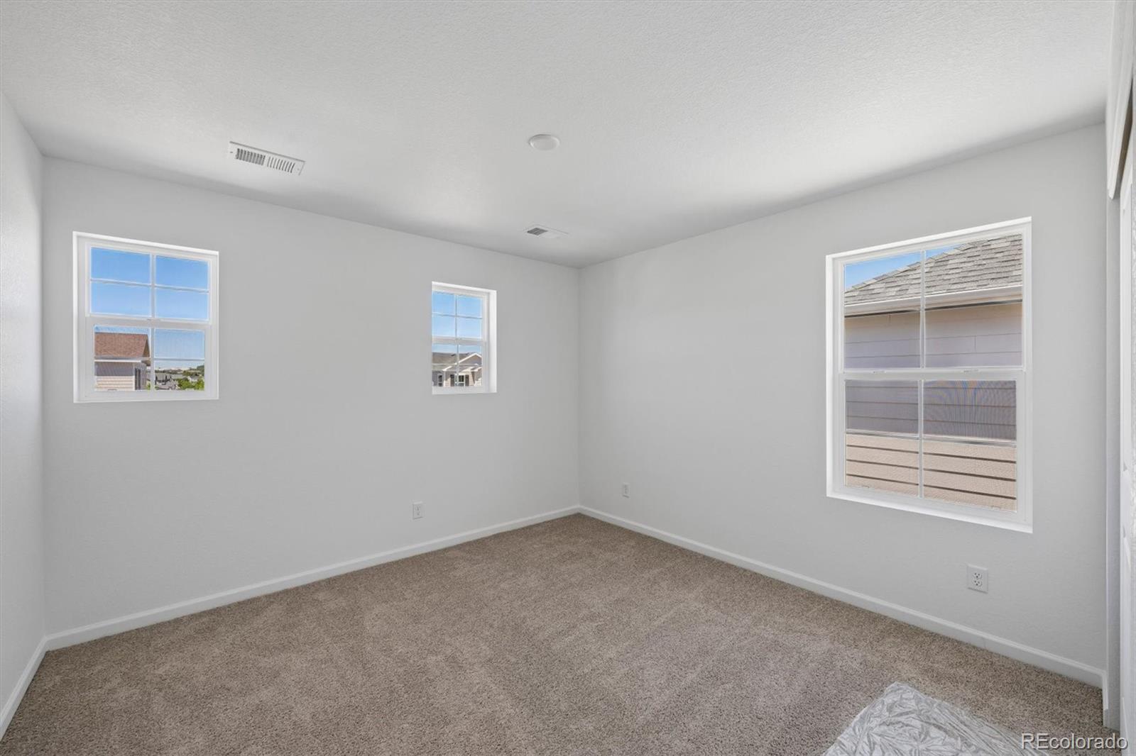 MLS Image #17 for 4184  orangewood drive,johnstown, Colorado