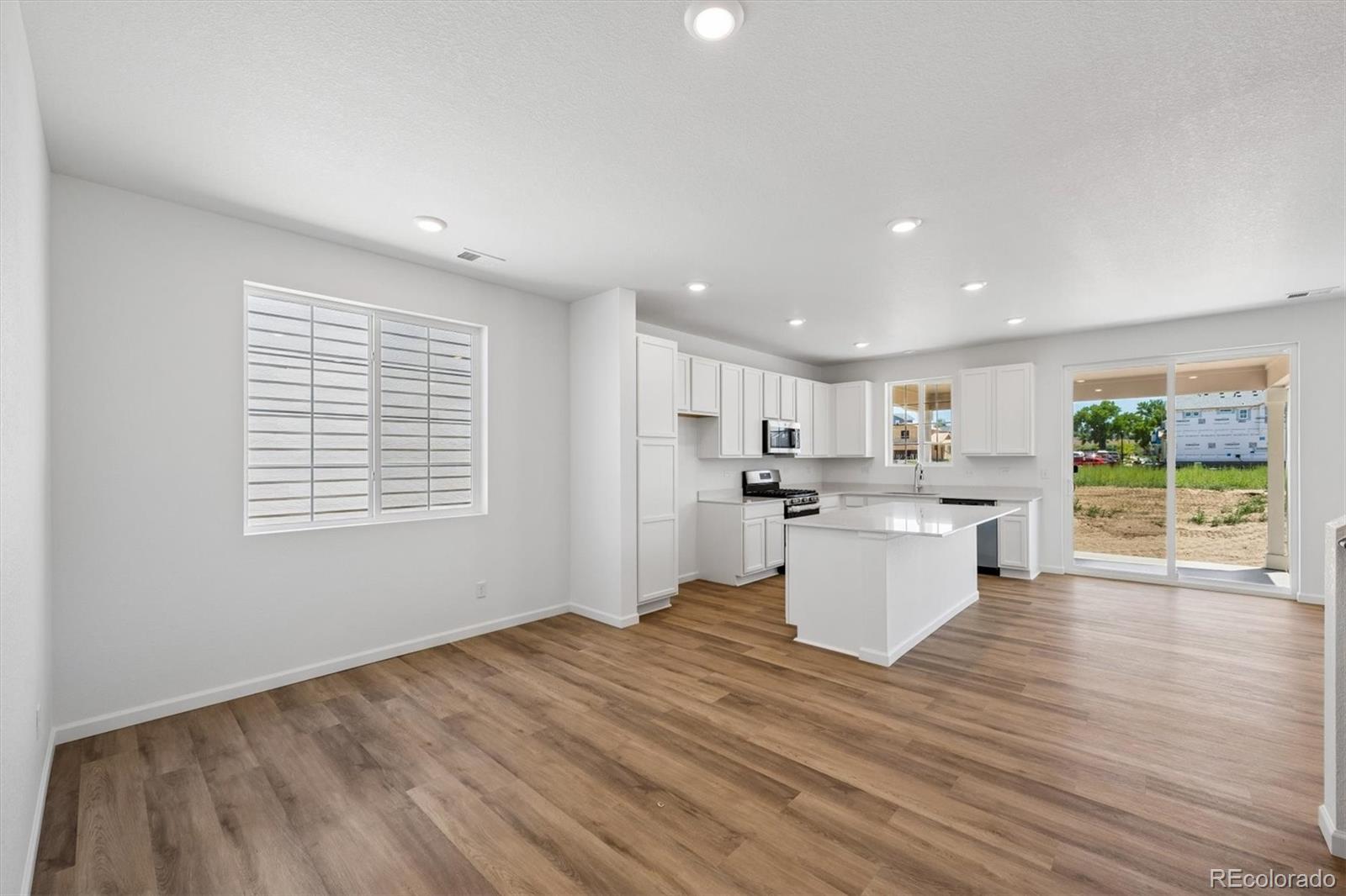 MLS Image #3 for 4184  orangewood drive,johnstown, Colorado